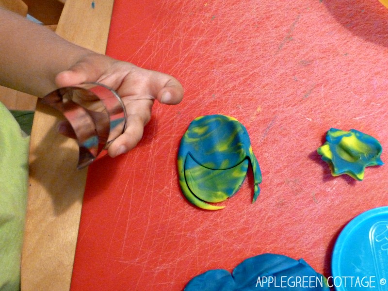 playdough cookies - color mixing activity