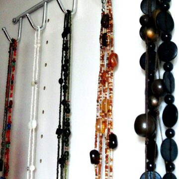 diy necklace hanger