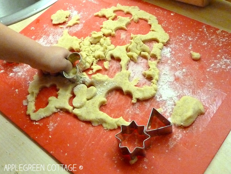 make cookies with kids