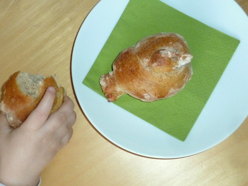 Bird shaped bread