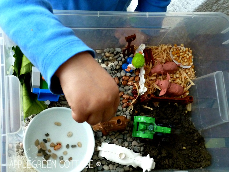 imaginative play for kids - farm