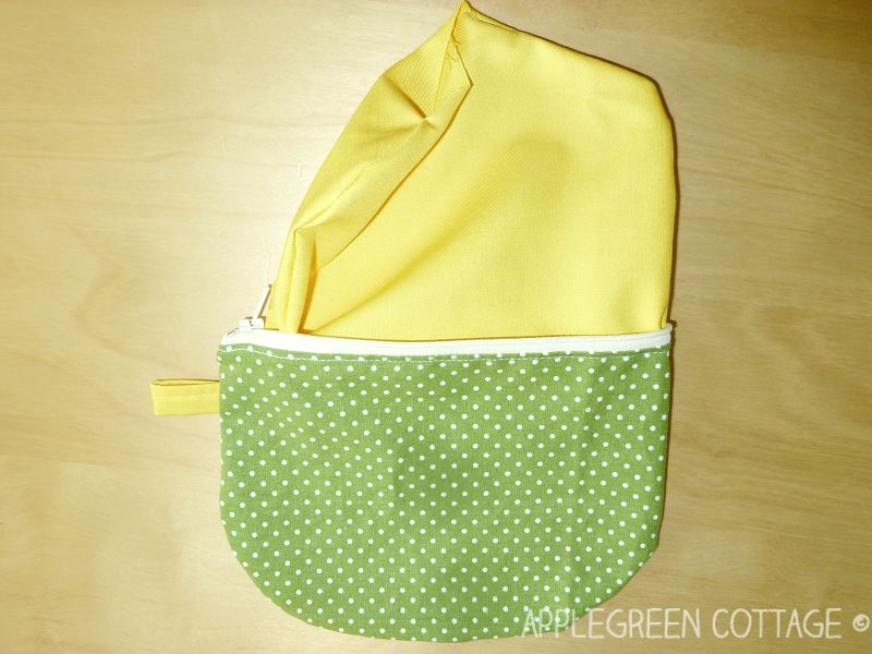 easy zipper pouch tutorial easy zipper pouch tutorial