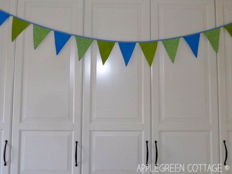 how to hang diy bunting banner