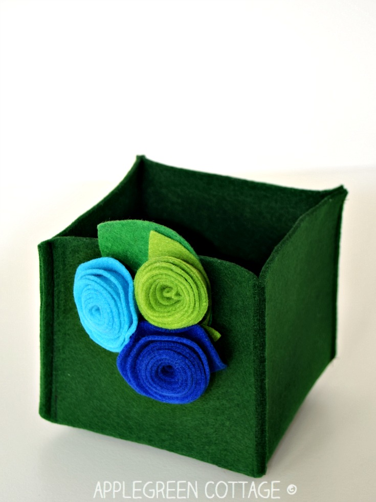 felt decorative flowers finished and attached to a felt box