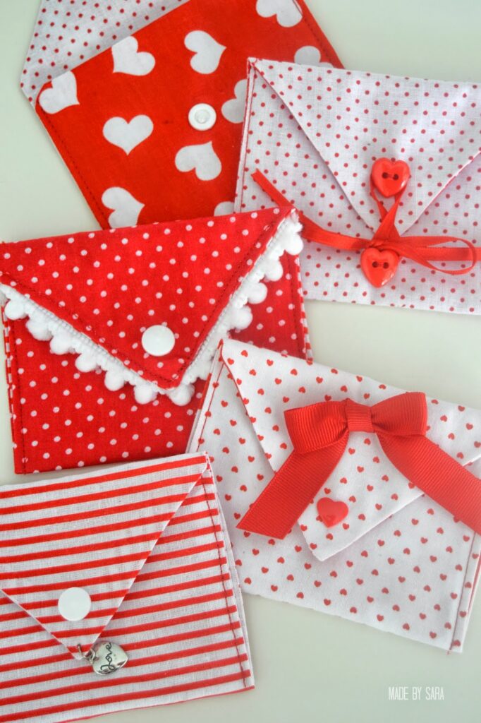 Here's a collection of 10+ adorable and easy Valentines sewing projects  with links to free patterns and beginner sewing tutorials you just won't be able to resist. Sew up a few quick and easy Valentines gifts for your loved ones!