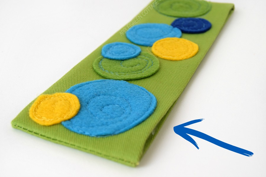 how to sew fabric bookmarks