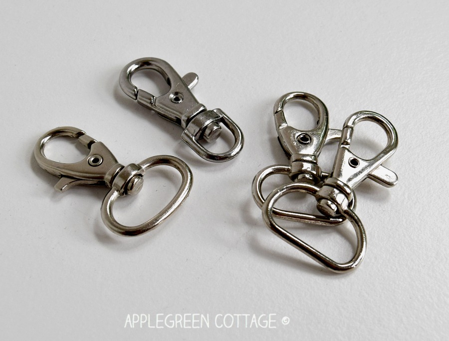 swivel clasps for wristlet strap