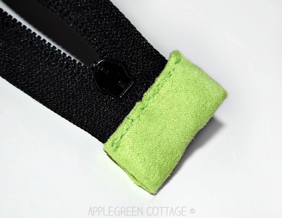 diy makeup bag with zipper