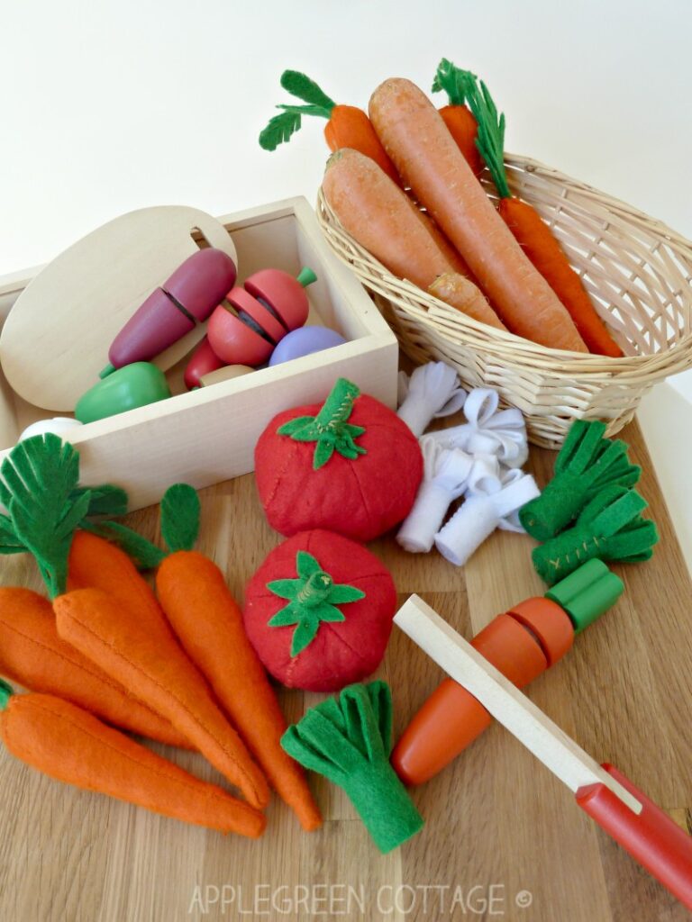 diy felt play food with sewn carrots included