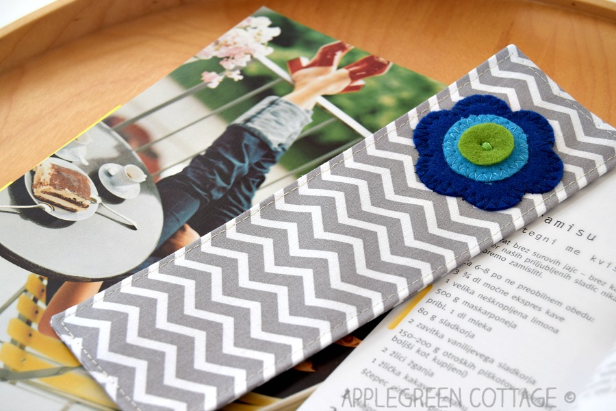 how to make a bookmark