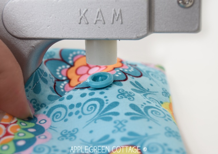 How to quickly install a plastic snap in your sewing project