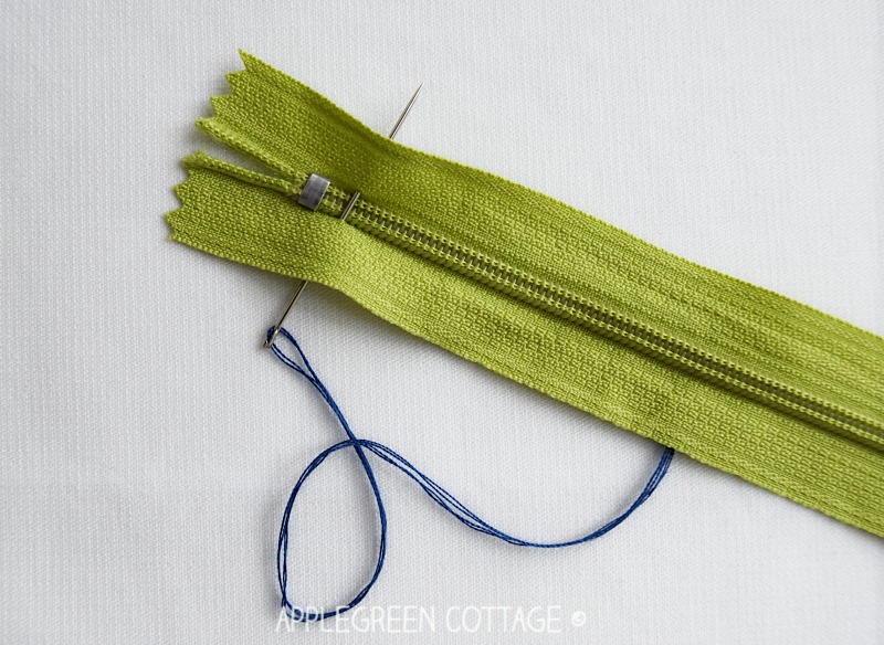 How to sew a zipper