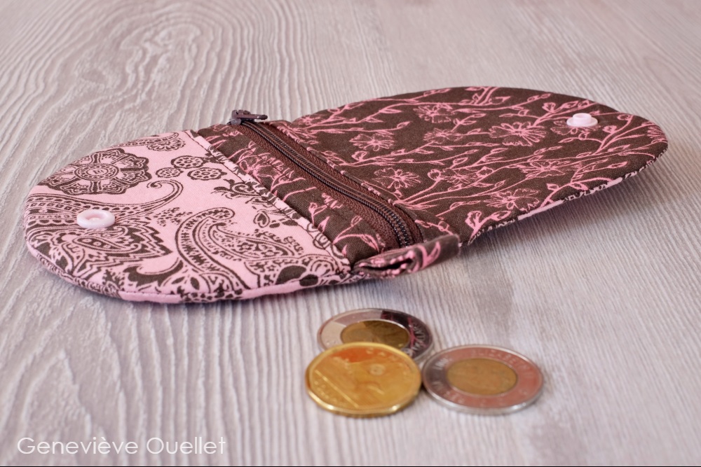 Half moon coin purse pattern