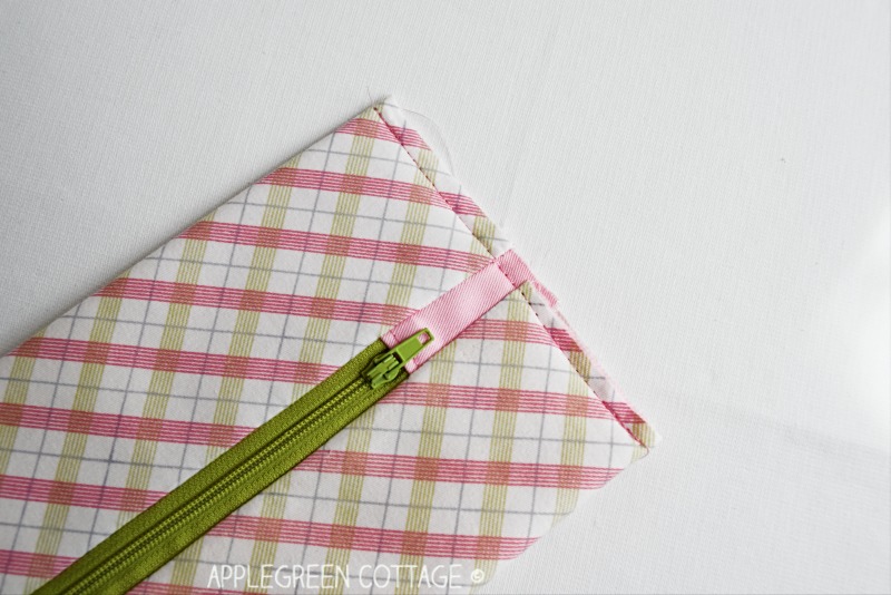 zipper pouch tutorial