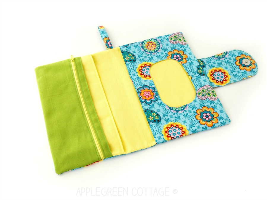 pocket with opening on diaper clutch