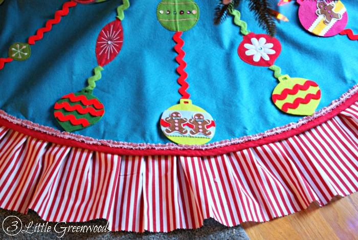 how to make a tree skirt