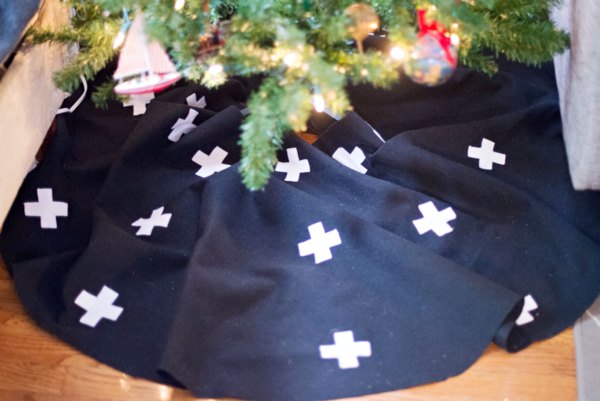 diy tree skirt