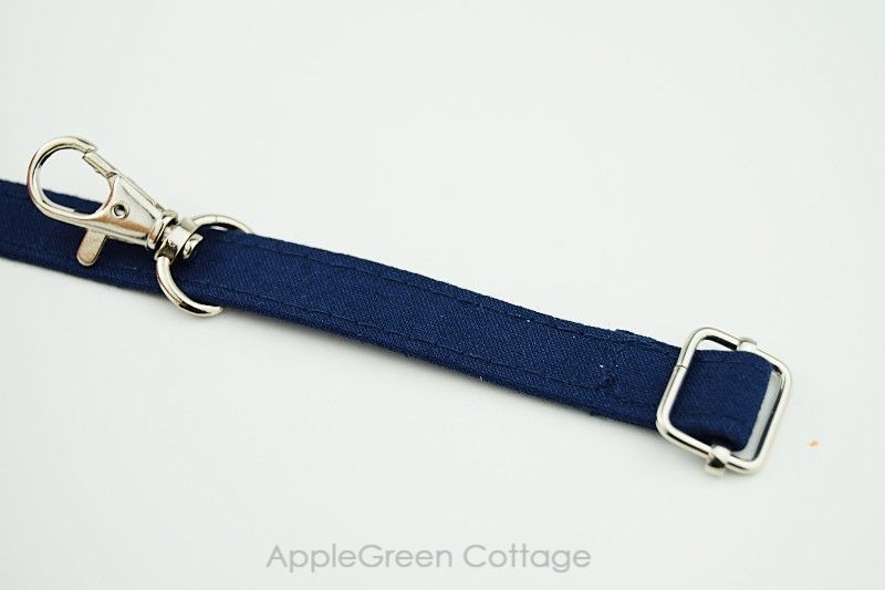 How To Make An Adjustable Strap - For Any Bag! - AppleGreen Cottage