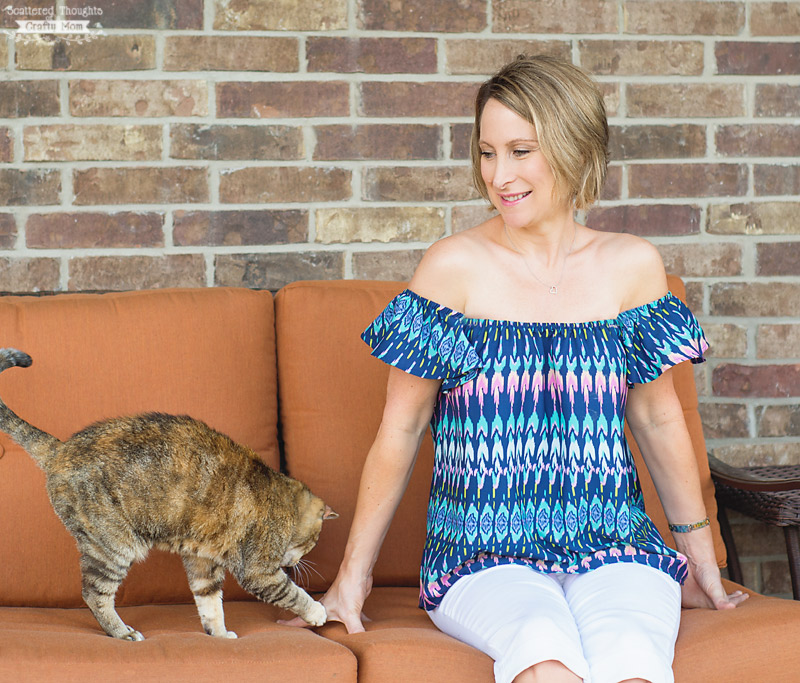 ​​Free sewing patterns for women's tops to sew this summer.