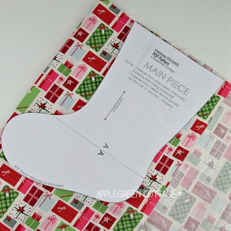 Christmas Stocking Pattern - Free, Easy, and Beautiful!