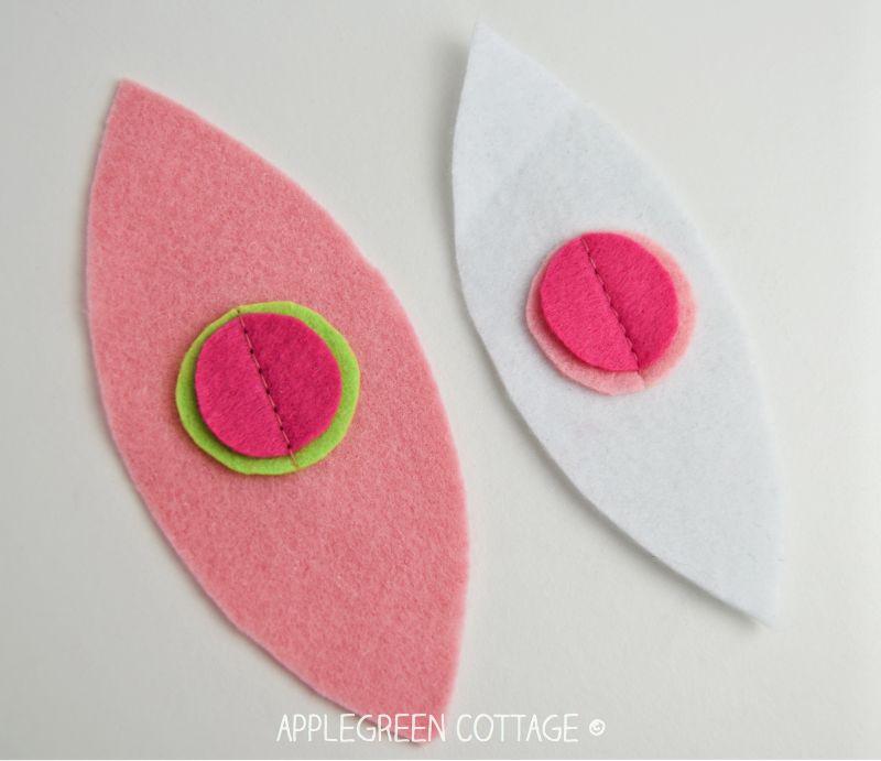 diy felt ornament