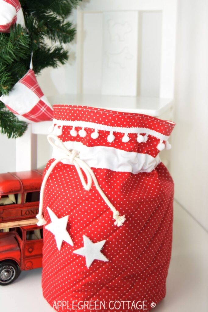 Santa bag sewing pattern