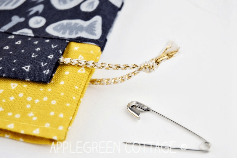 how to string a drawstring bag