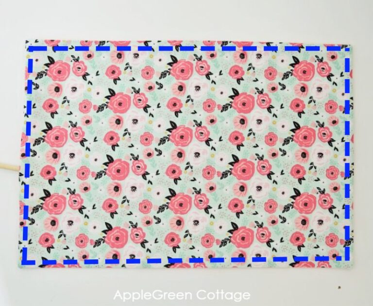 How To Make A Placemat Easy Diy Placemat Anyone Can Sew!