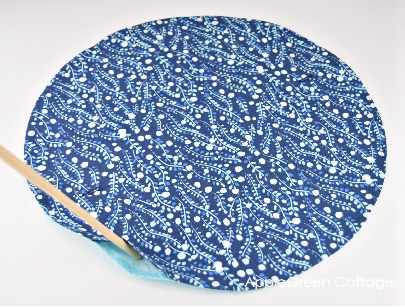 how to sew teh pockets for diy jewelry organizer