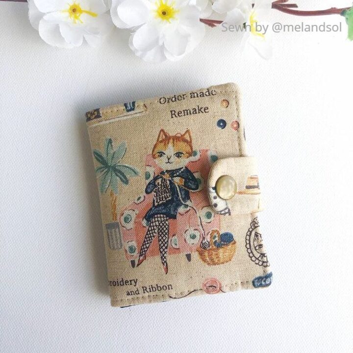 finished kalina mini wallet in fabric with a cat print