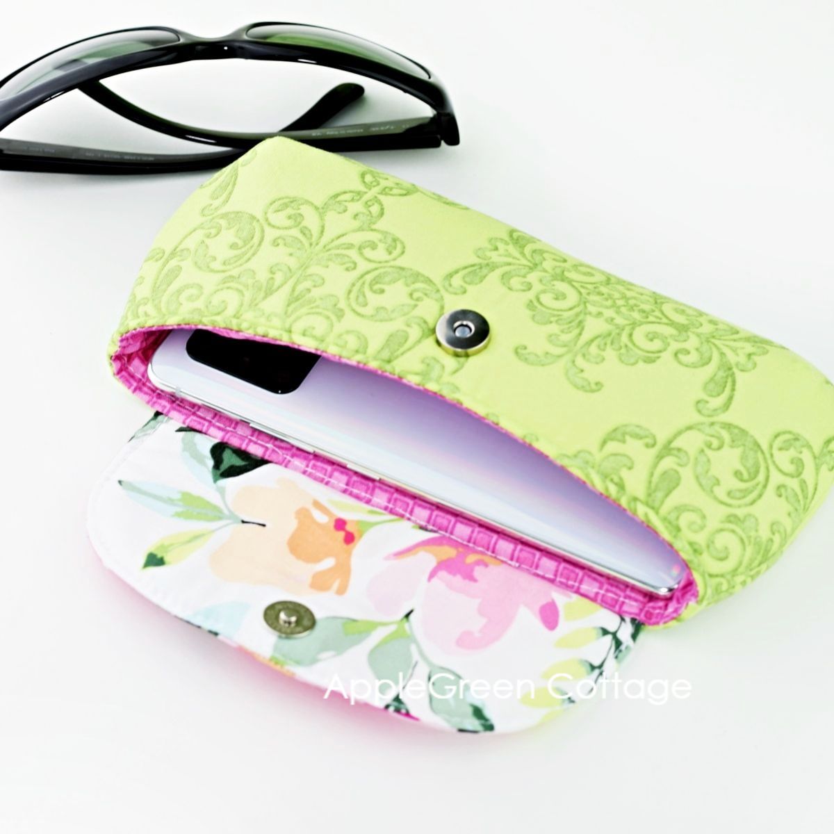 Green paisley eye glasses pouch, sunglasses case, pretty reading