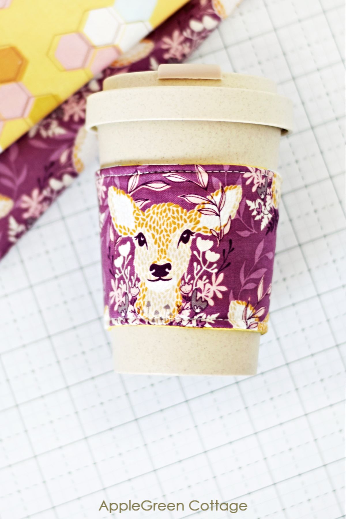 Free cup sleeve template to make eco coffee cup cozies!