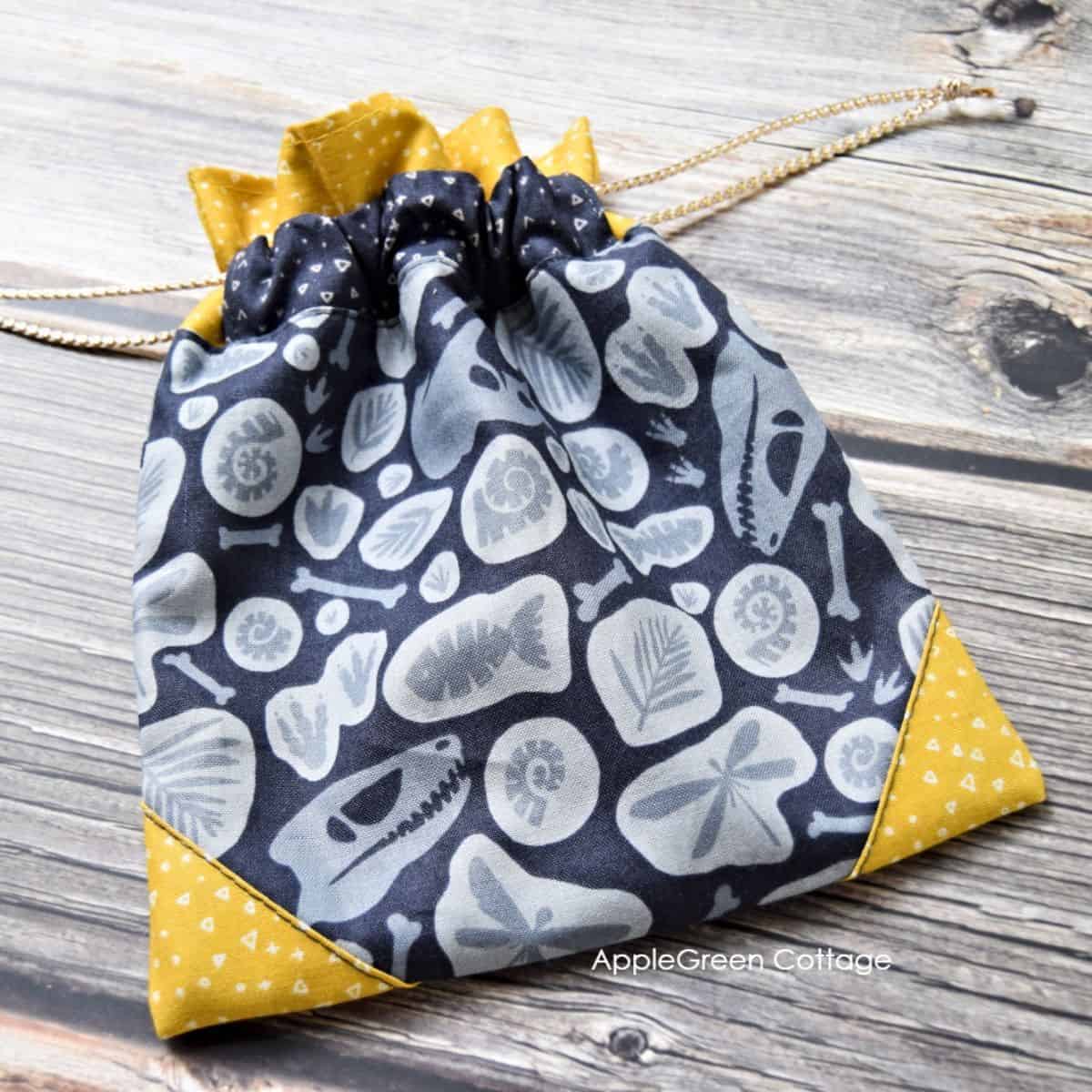 How To Make A Drawstring Bag - AppleGreen Cottage