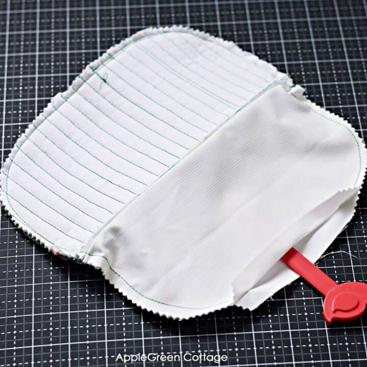 Quilted Zipper Pouch Tutorial AppleGreen Cottage