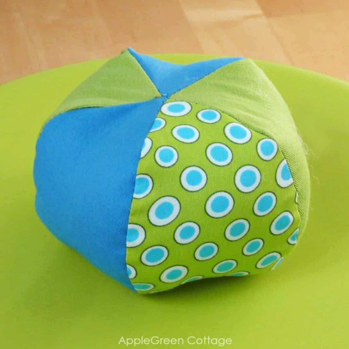 Free Fabric Ball Pattern To Sew For A Baby - AppleGreen Cottage