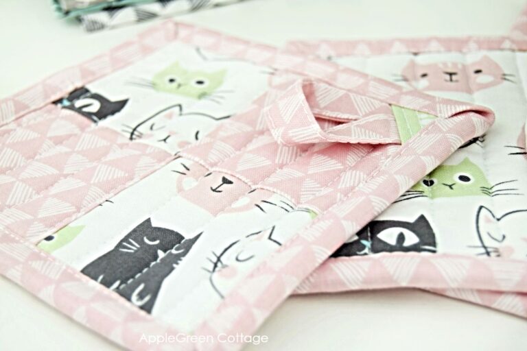 How To Make a Potholder AppleGreen Cottage