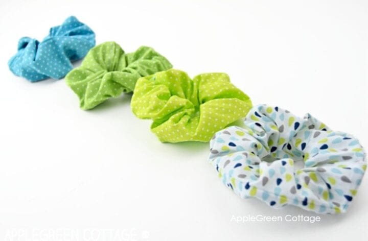diy hair scrunchies in green and blue